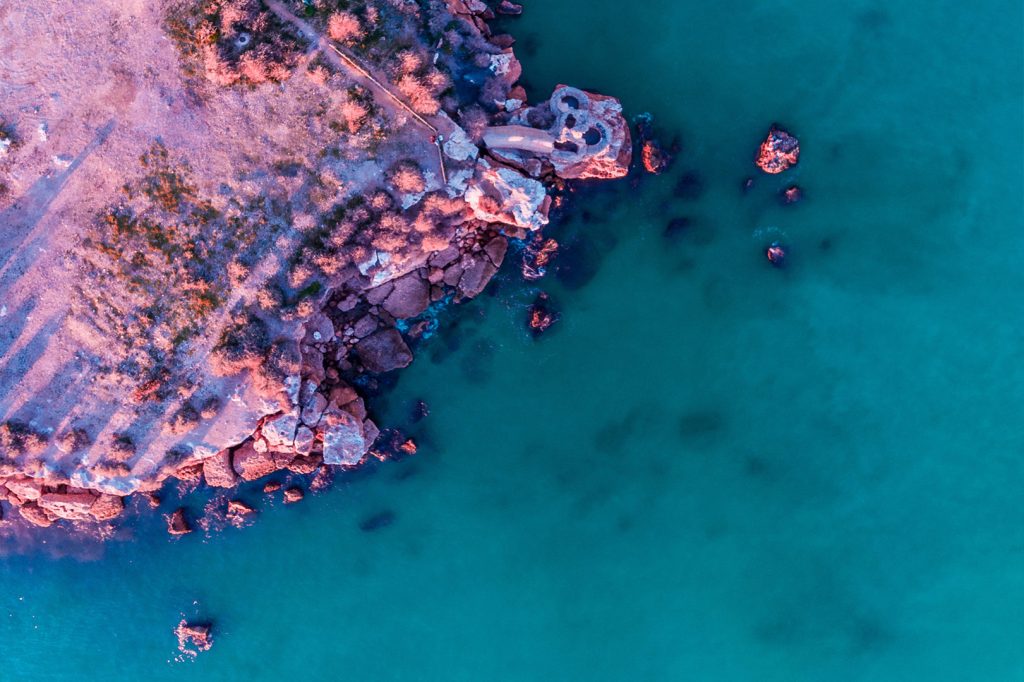 filamciones aereas con drone, eventos al aire libre y en espacios cerrados, fotografia aerea, piloto de dron profesional, videos corporativos con drone, camara 4k, servicio con drones, zona de actuacion castellon, tarragona,valencia, vinaros, presupuestos, colaboracion fotografos