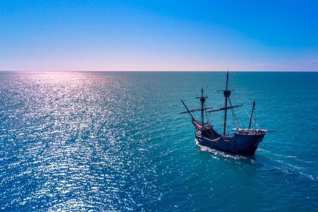 filamciones aereas con drone, eventos al aire libre y en espacios cerrados, fotografia aerea, piloto de dron profesional, videos corporativos con drone, camara 4k, servicio con drones, zona de actuacion castellon, tarragona,valencia, vinaros, presupuestos, colaboracion fotografos